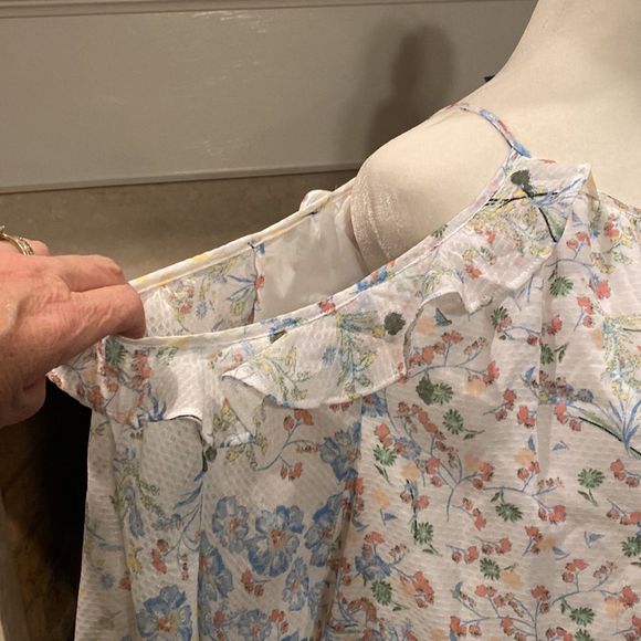 Top size Large - Picture 2 of 10